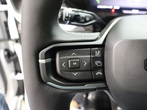 New 2026 Jeep Cherokee Overland image 24