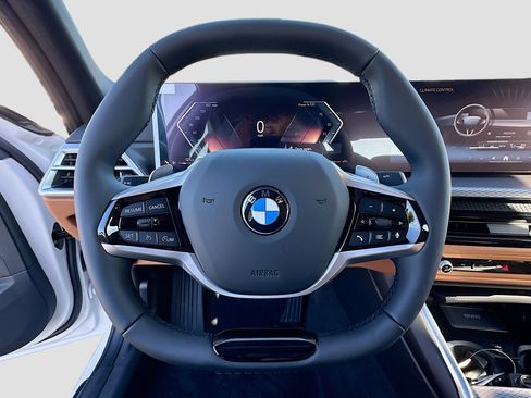 New 2026 BMW 330i Sedan image 8