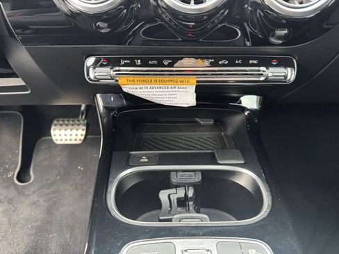 Certified 2024 Mercedes-Benz CLA 250 4MATIC image 17