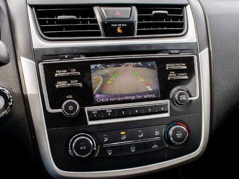 Used 2017 Nissan Altima 2.5 SR w/ Midnight Edition Package image 20