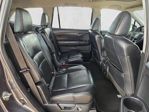 Used 2021 Honda Pilot Touring image 21