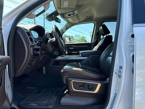 Used 2025 RAM 1500 Limited AWD/4WD image 11