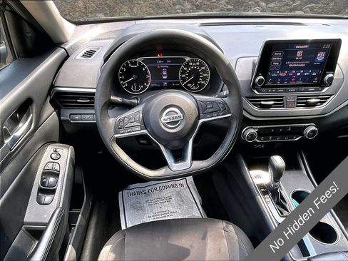 Used 2022 Nissan Altima 2.5 SV FWD image 5