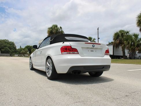 Used 2013 BMW 135i Convertible RWD image 4