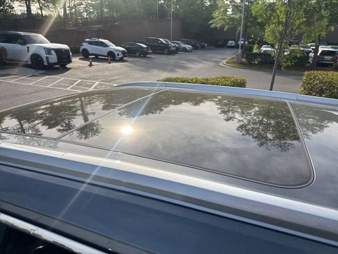 Used 2023 Nissan Rogue SV w/ SV Premium Package image 6