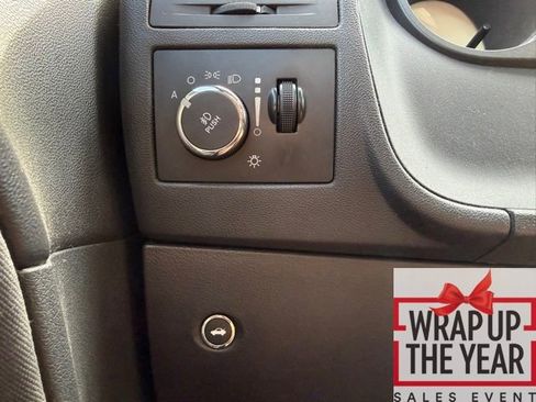 Used 2014 Dodge Challenger R/T w/ Blacktop Package image 19