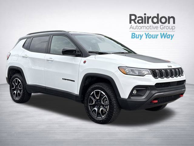 Used 2026 Jeep Compass Trailhawk AWD/4WD image 7