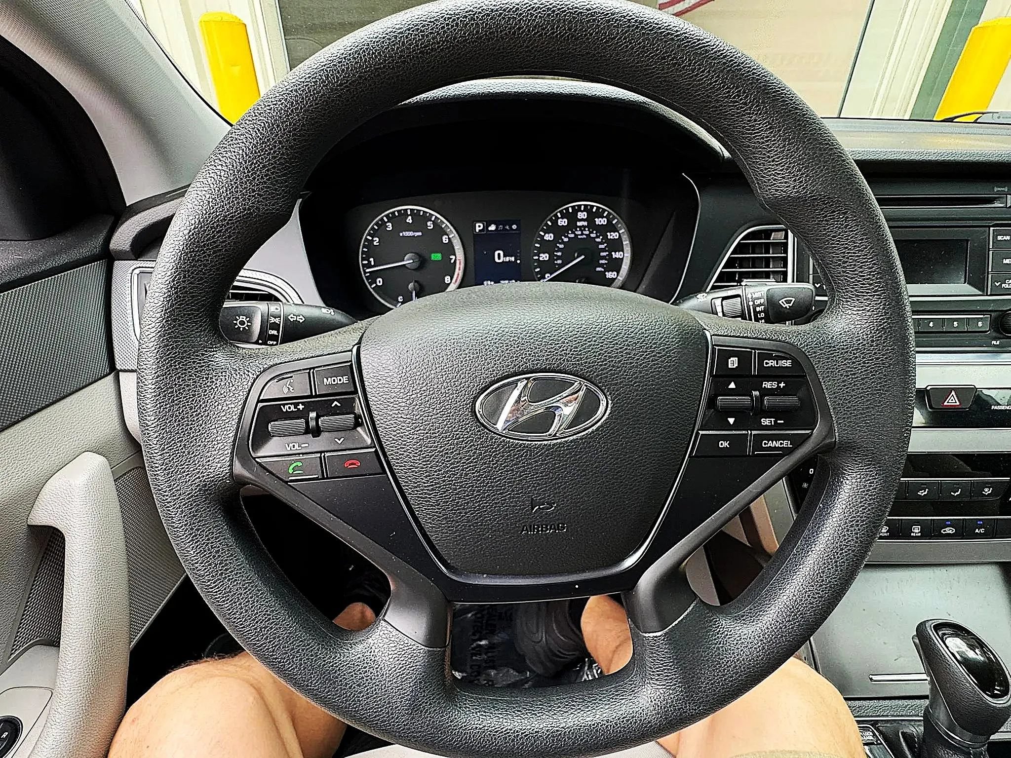 Used 2015 Hyundai Sonata SE FWD image 33