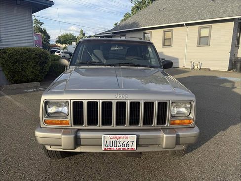 Used 2001 Jeep Cherokee Sport image 8