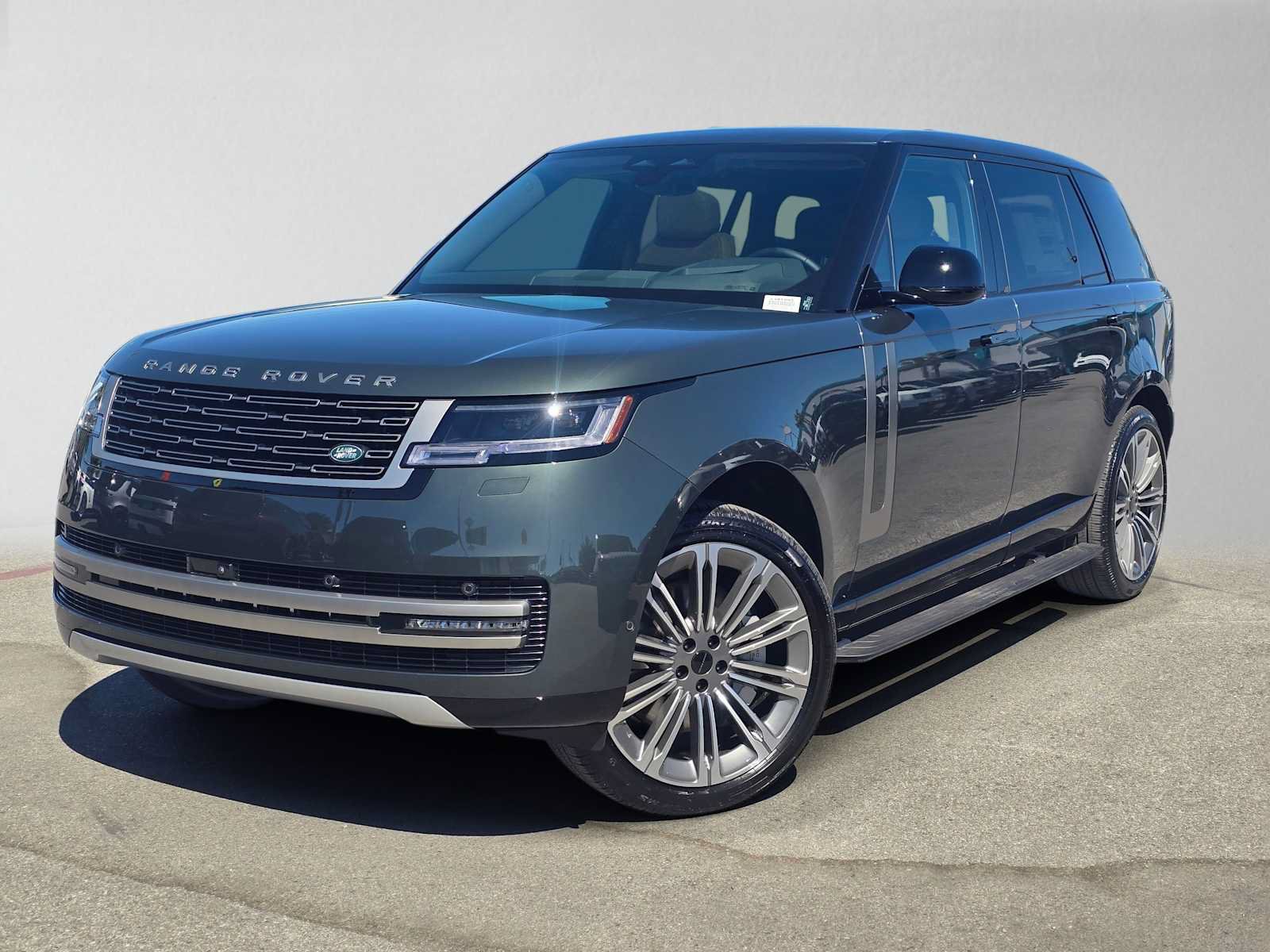 New 2026 Land Rover Range Rover Long Wheelbase SE AWD/4WD image 1