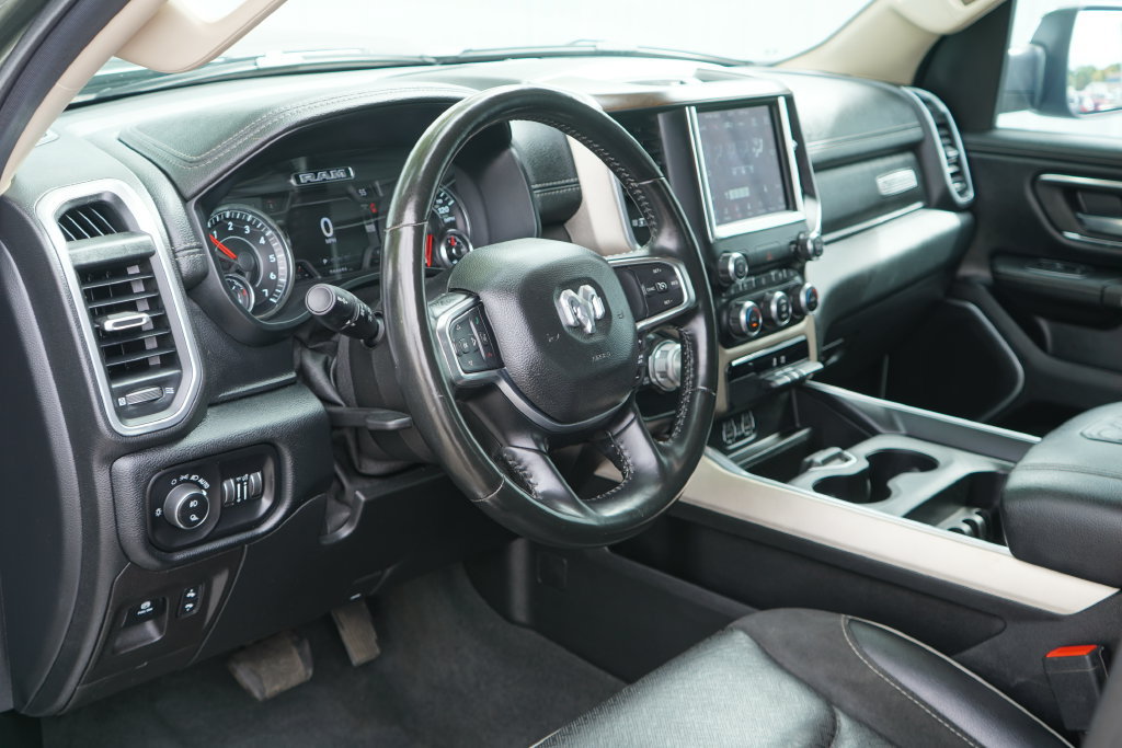 Used 2021 RAM 1500 Laramie AWD/4WD image 13