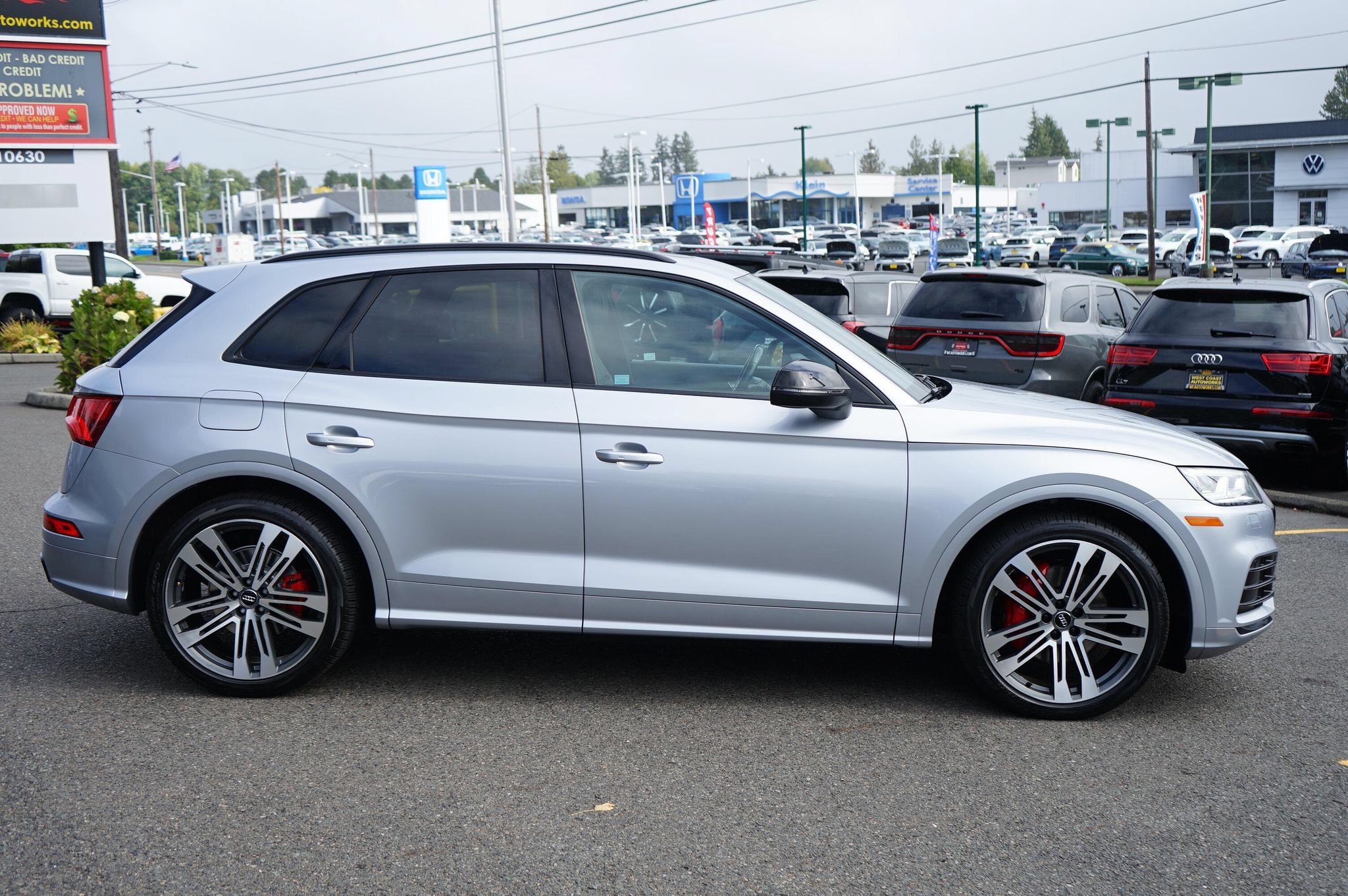 Used 2019 Audi SQ5 Premium Plus w/ Premium Plus Package AWD/4WD image 6