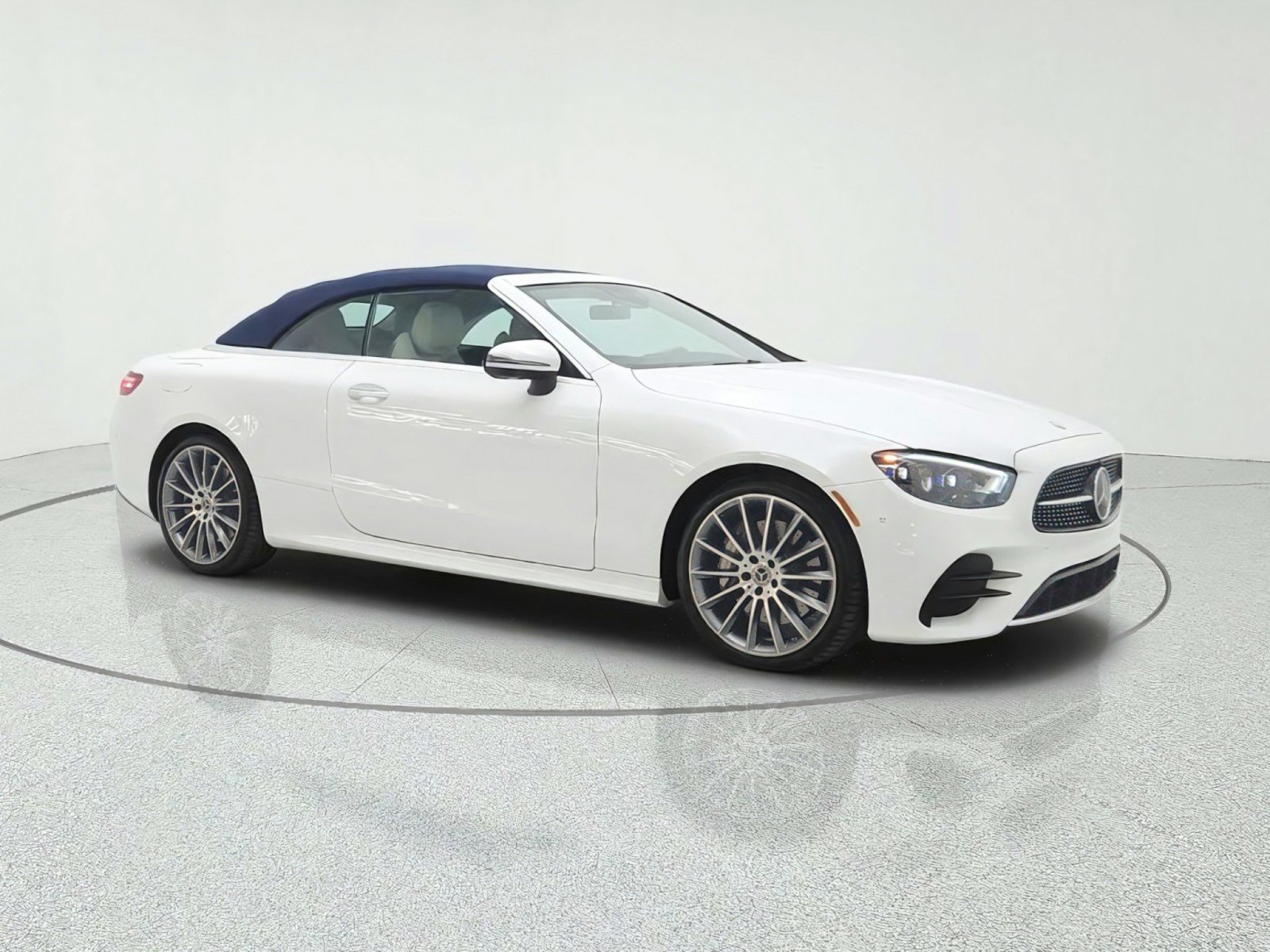 Certified 2022 Mercedes-Benz E 450 Cabriolet image 3