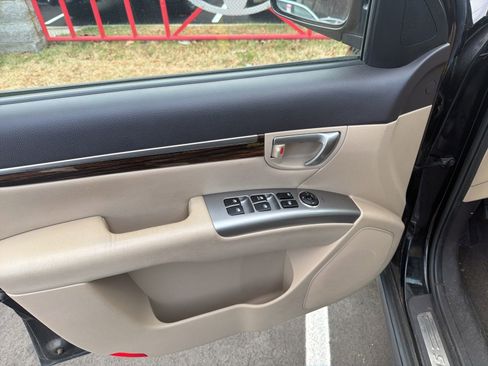 Used 2010 Hyundai Santa Fe Limited w/ Navigation Pkg 4 image 20