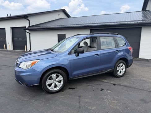 Used 2016 Subaru Forester 2.5i w/ Popular Package #1 AWD/4WD image 2