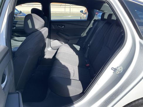 Used 2024 Honda Accord Sport image 15