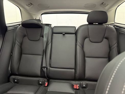 New 2026 Volvo XC60 B5 Ultra w/ Protection Package Premier AWD/4WD image 30