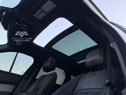 Used 2020 Land Rover Range Rover Velar R-Dynamic S image 47