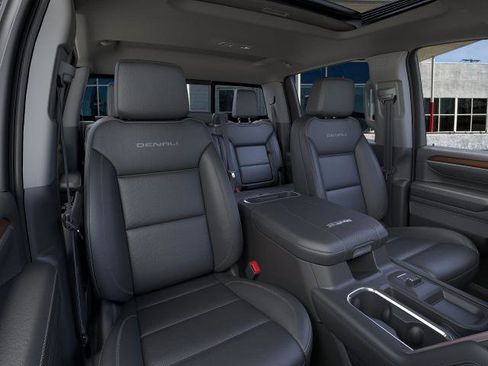 New 2025 GMC Sierra 2500 Denali w/ Denali Reserve Package image 16