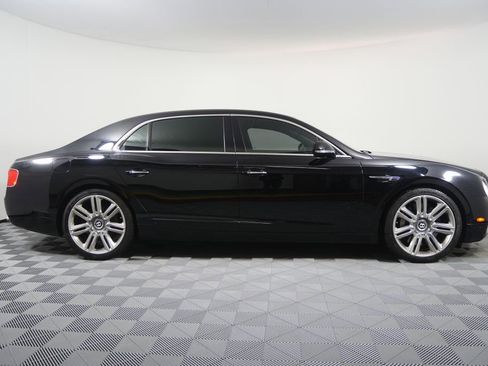 Used 2016 Bentley Flying Spur W12 image 2