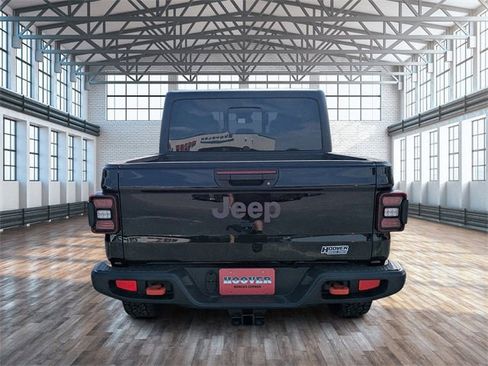 New 2025 Jeep Gladiator Mojave w/ Convenience Group image 5