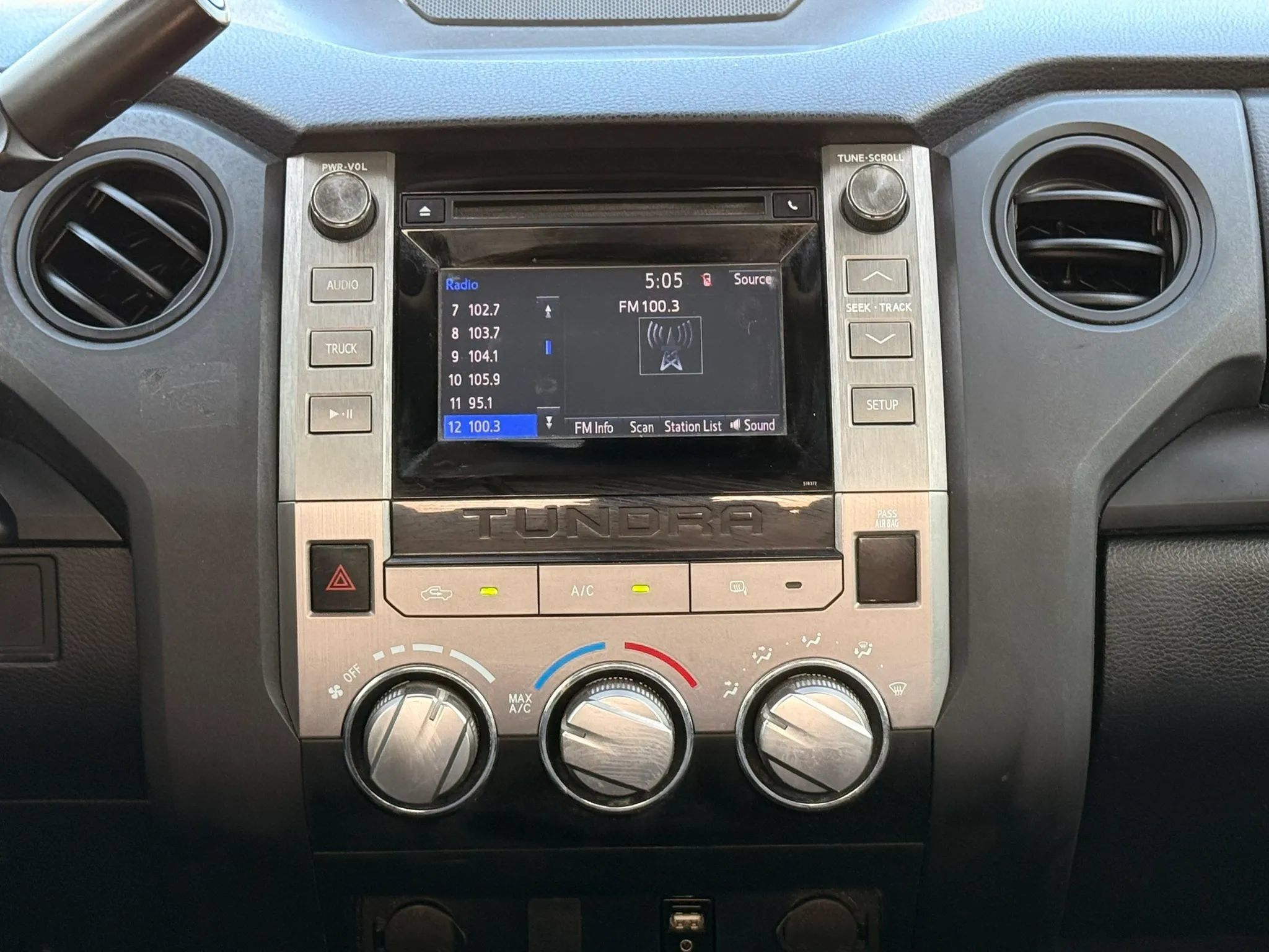 Used 2019 Toyota Tundra SR RWD image 21