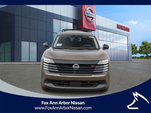 New 2026 Nissan Kicks SR w/ Cold Weather Package image 8