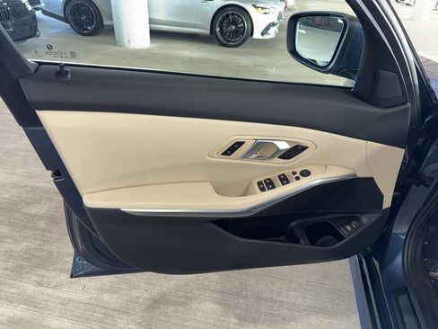 Certified 2025 BMW 330i Sedan w/ Convenience Package image 16