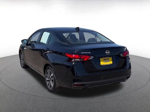 Used 2025 Nissan Versa SV FWD image 11