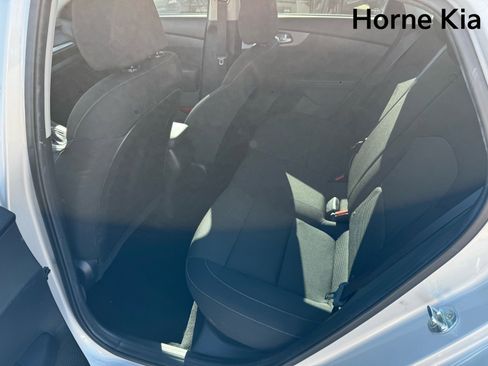 Used 2021 Kia Forte LXS image 12