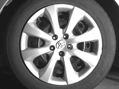 Used 2025 Toyota Corolla LE FWD image 12