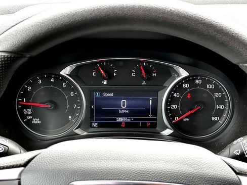 Used 2024 GMC Terrain SLE FWD image 23