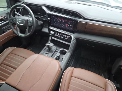 Used 2025 GMC Sierra 1500 Denali Ultimate image 31