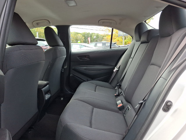 Used 2024 Toyota Corolla LE FWD image 11