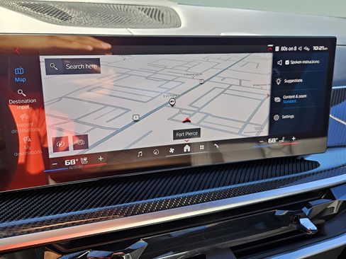 Used 2025 BMW X5 M Competition w/ Executive Package image 22