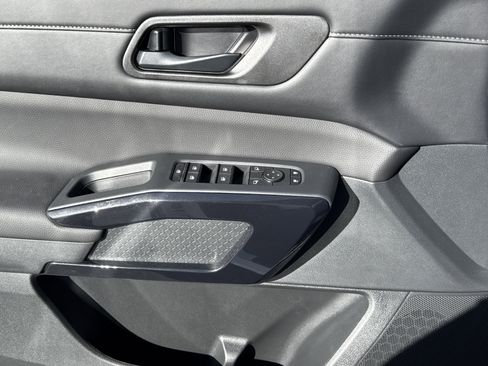 New 2026 Nissan Pathfinder SV AWD/4WD image 8
