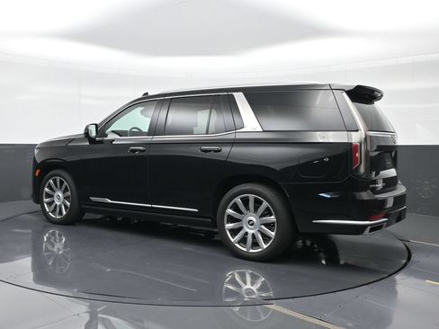 Used 2023 Cadillac Escalade Premium Luxury Platinum AWD/4WD image 2