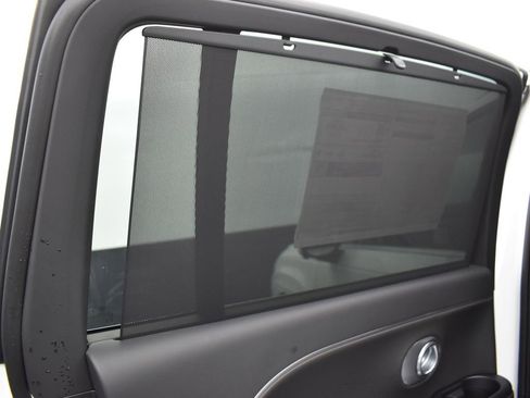 New 2026 Hyundai Ioniq 9 Calligraphy image 16