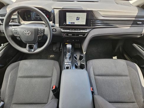 Used 2025 Toyota Camry LE FWD image 20