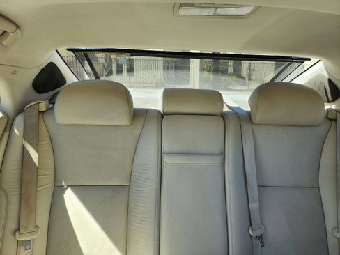 Used 2009 Lexus LS 460 RWD image 21