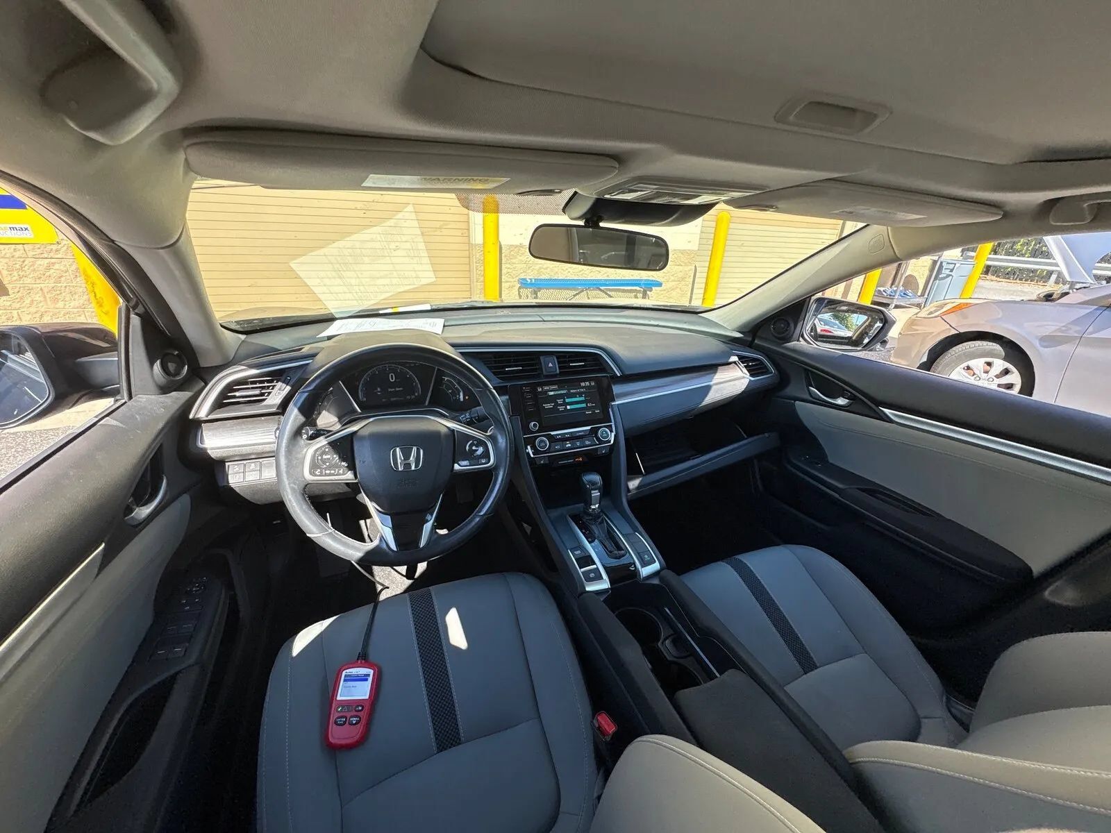 Used 2021 Honda Civic EX image 6