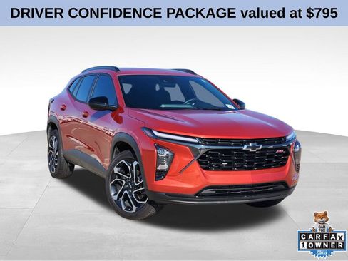 Used 2024 Chevrolet Trax RS w/ Driver Confidence Package image 1