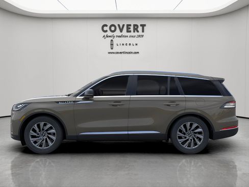New 2026 Lincoln Aviator 2WD image 3