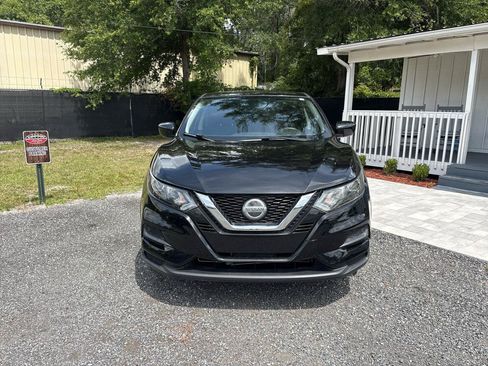 Used 2020 Nissan Rogue Sport S FWD image 2