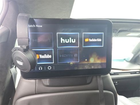 Used 2023 Cadillac Escalade ESV Sport Platinum w/ LPO, ONYX Package image 29