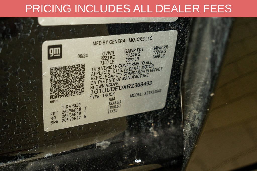 Used 2024 GMC Sierra 1500 SLT AWD/4WD image 24