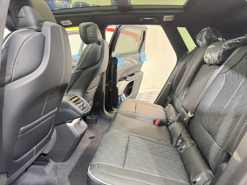 New 2026 Cadillac Lyriq V image 10