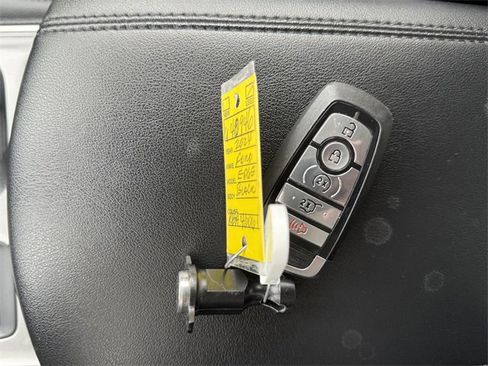 Certified 2024 Ford Edge SEL w/ Convenience Package image 13