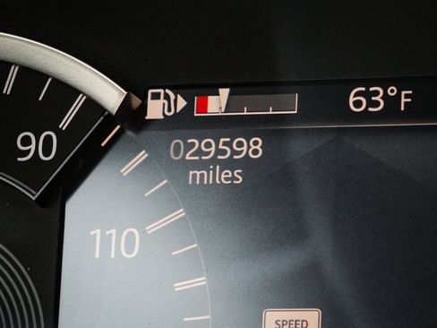 Used 2023 Land Rover Discovery Sport SE R-Dynamic image 23