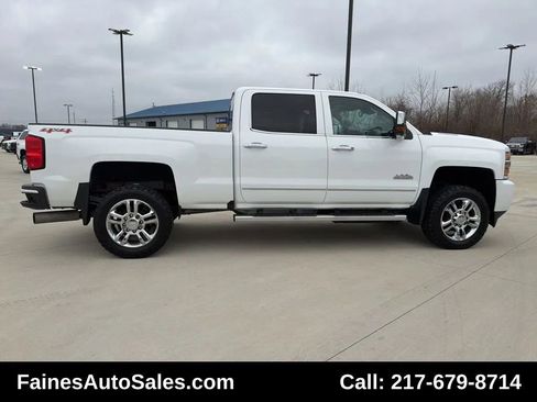 Used 2016 Chevrolet Silverado 2500 High Country w/ Duramax Plus Package image 23